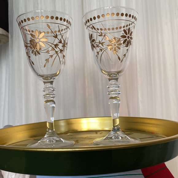 Vtg 80’s Department 56 metal serving tray for Christmas/New Year’s celebration - Picture 3 of 12